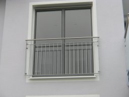 Franzoesischer Balkon verzinkt-007